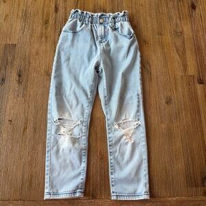 3/20$ Zara Light Blue Kids Jeans with Ripped Details size 4-5 years